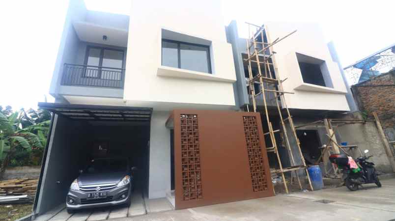 dijual rumah jatiasih