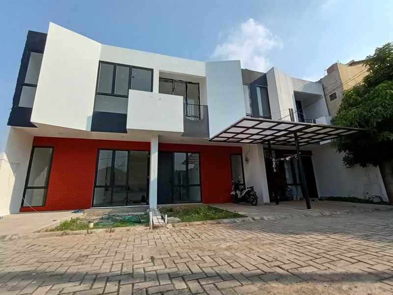 dijual rumah jatiluhur