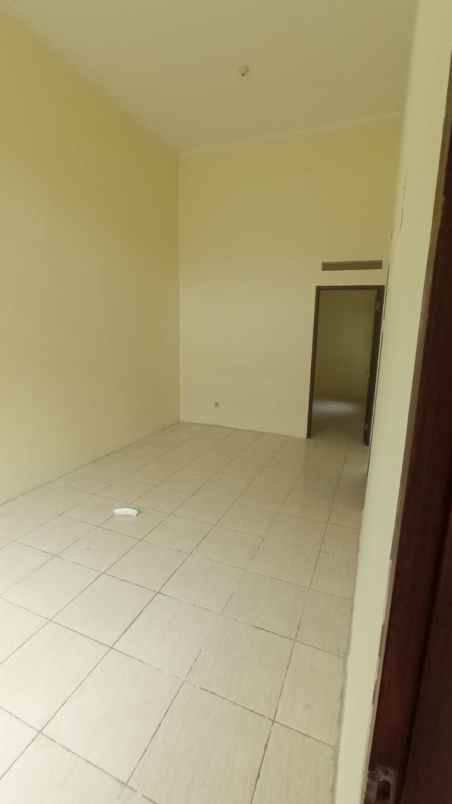 dijual rumah jatisari