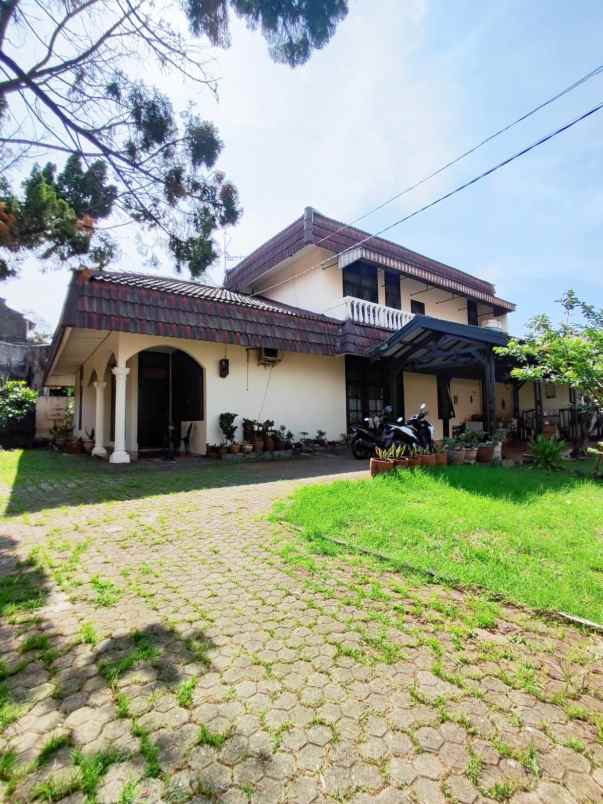 dijual rumah jatiwaringin bekasi