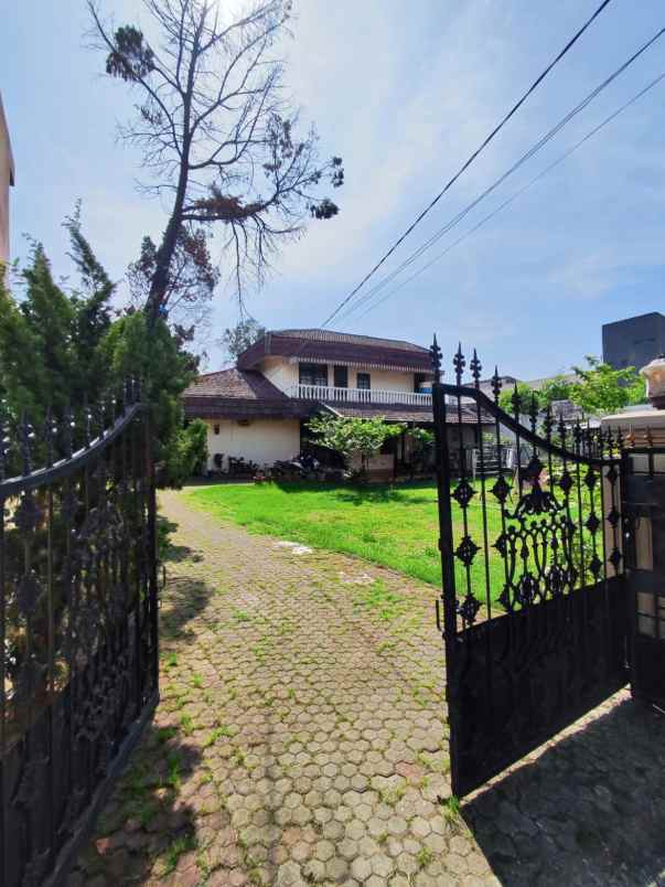 dijual rumah jatiwaringin bekasi