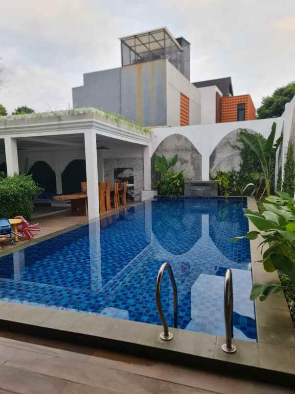 dijual rumah jatiwarna bekasi