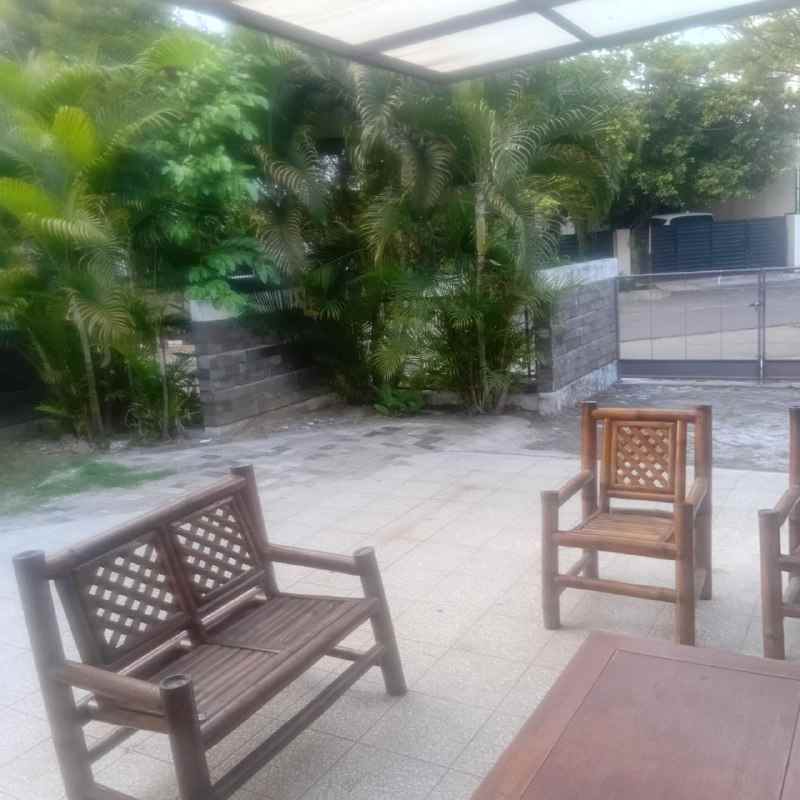 dijual rumah jemursari