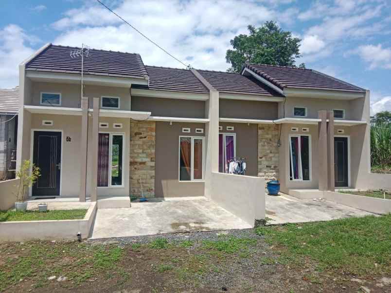 dijual rumah jeru