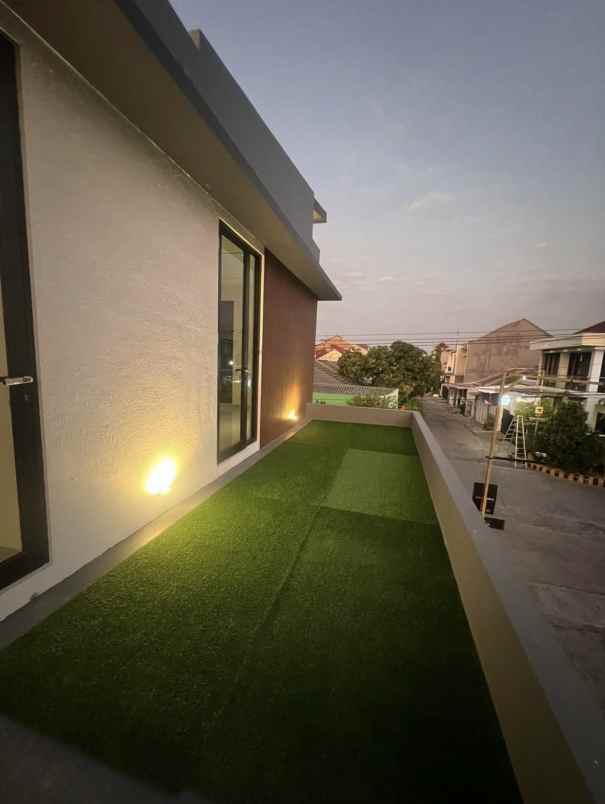 dijual rumah ji babatan pantai utara