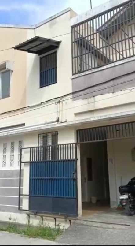 dijual rumah jl asta karya