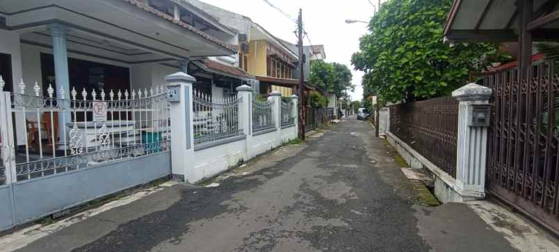 dijual rumah jl batu indah buahbatu