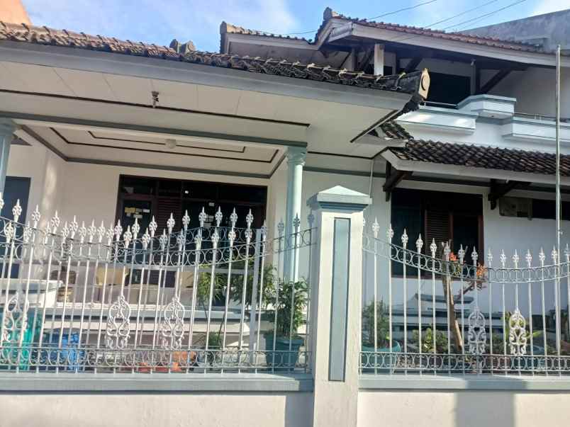 dijual rumah jl batu indah buahbatu