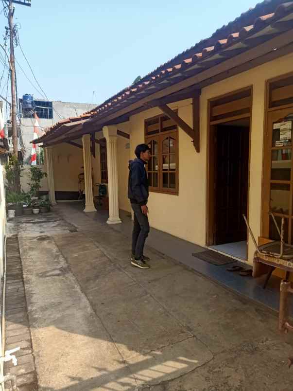 dijual rumah jl buaran duren sawit