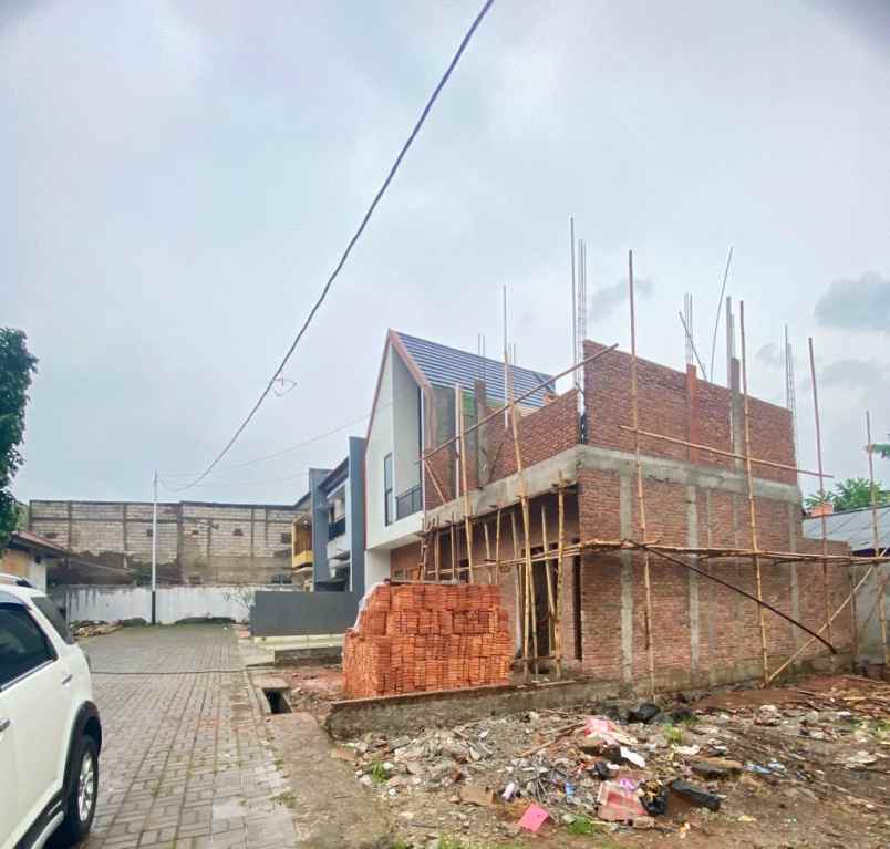 dijual rumah jl bulak wangi