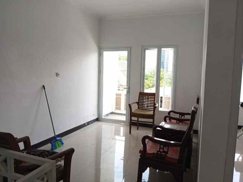 dijual rumah jl cibodas kuningan