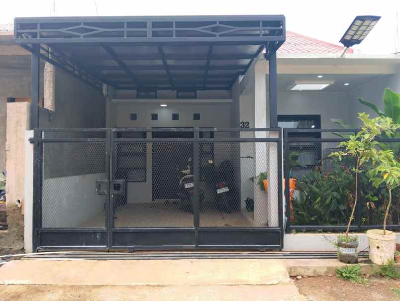dijual rumah jl cijambe