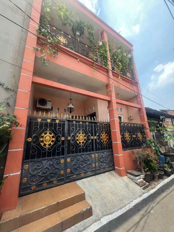 dijual rumah jl cipinang muara jakarta