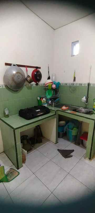 dijual rumah jl dawung