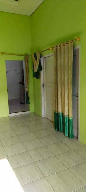 dijual rumah jl dawung