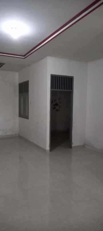 dijual rumah jl delima