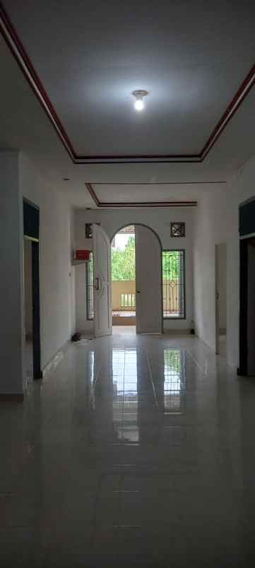 dijual rumah jl delima