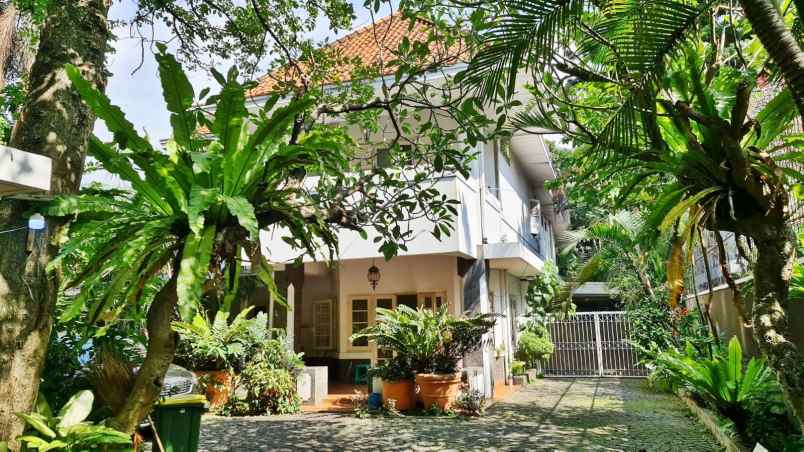 dijual rumah jl diponegoro menteng