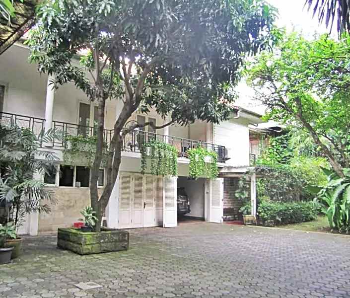 dijual rumah jl diponegoro menteng