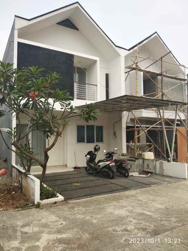 dijual rumah jl jatimakmur pondok gede