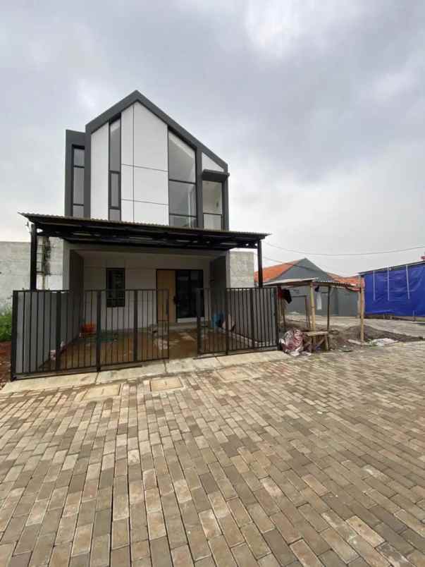 dijual rumah jl jatiwaringin pondokgede