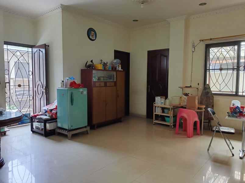 dijual rumah jl jelambar jaya jelambar