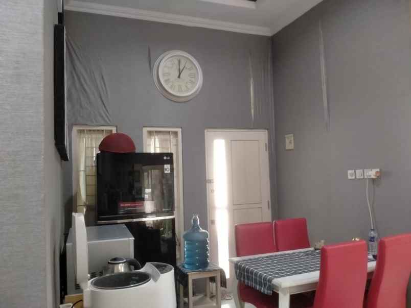 dijual rumah jl kaliurang km 7