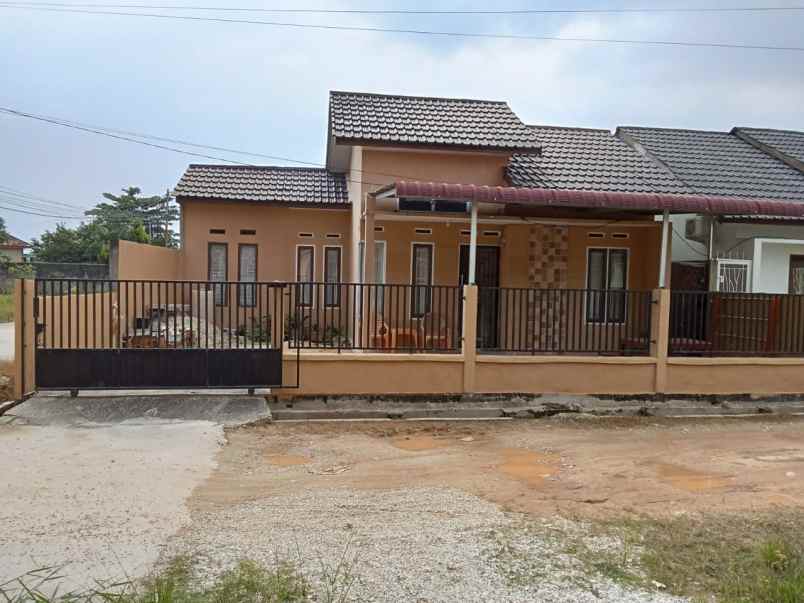 dijual rumah jl kapau sari