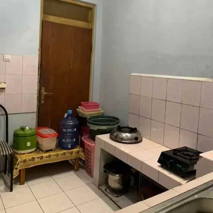 dijual rumah jl margahayu raya saturnus