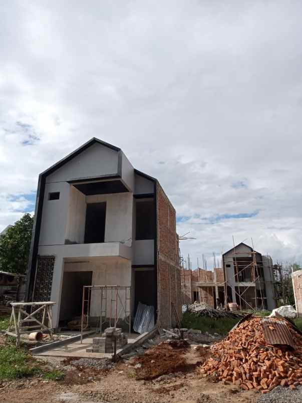 dijual rumah jl masjid buaran buaran