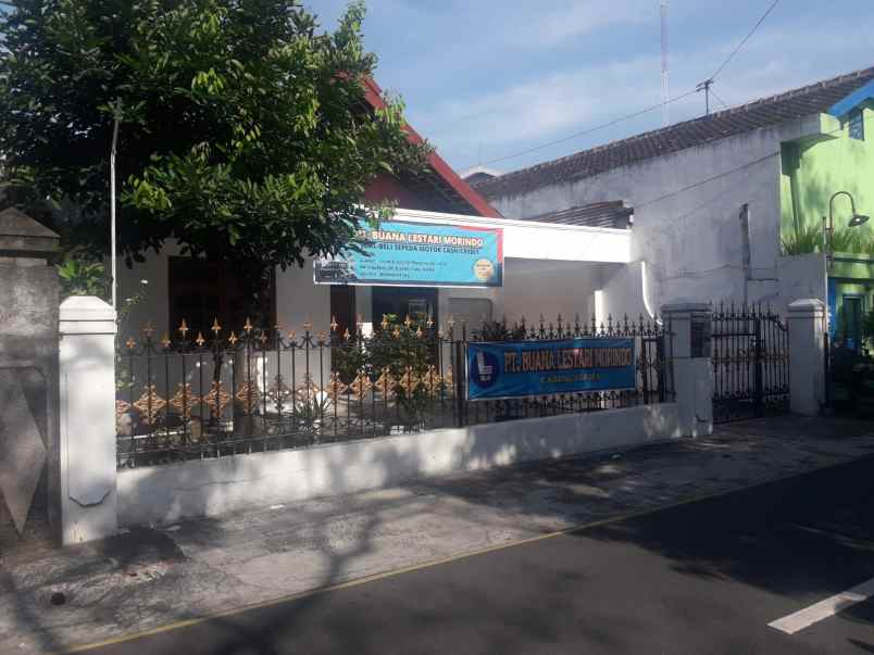 dijual rumah jl mgr sugiyo pranata no 3