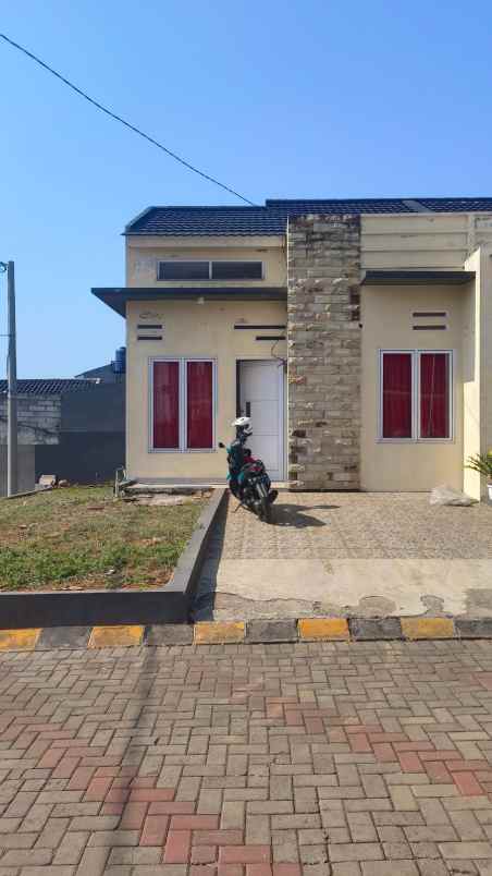 dijual rumah jl muchtar raya depok