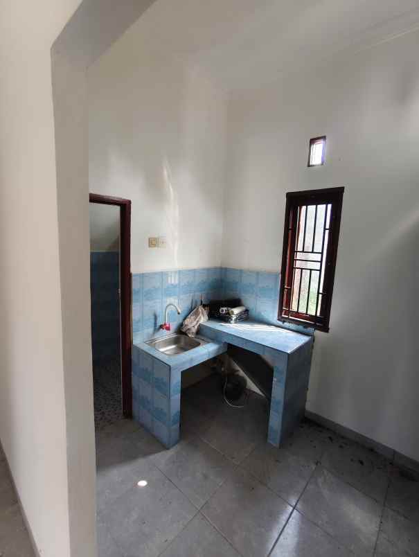 dijual rumah jl muhajirin