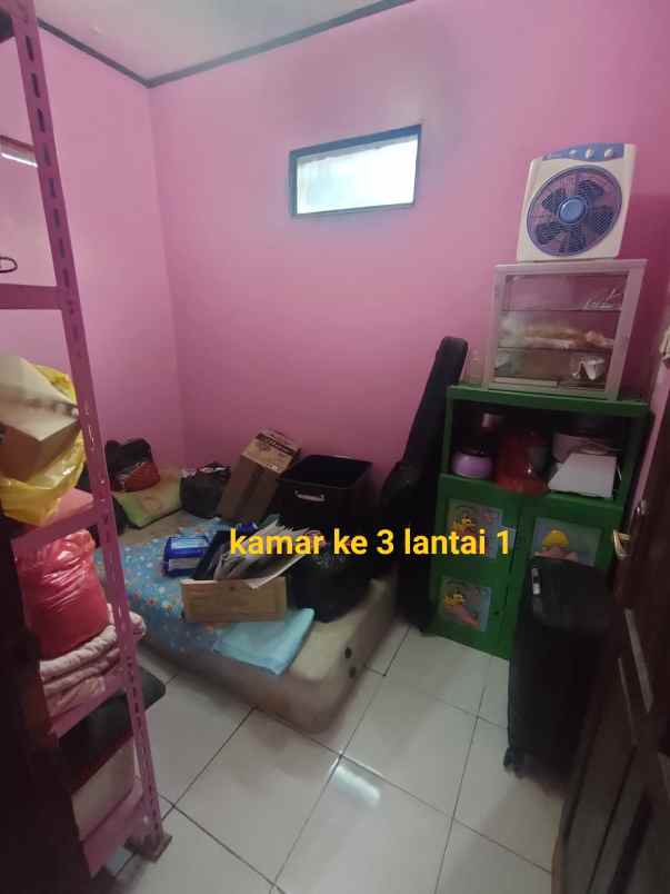 dijual rumah jl padat karya no 68