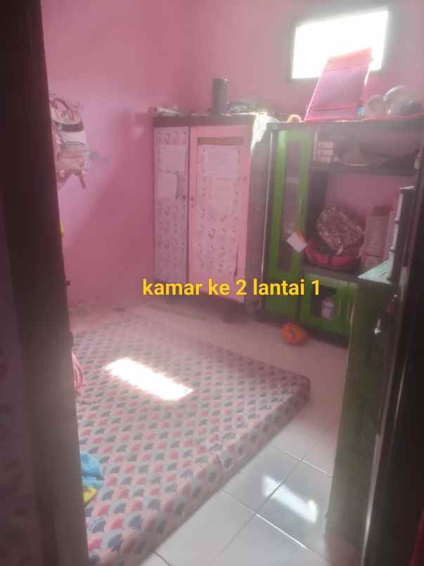 dijual rumah jl padat karya no 68