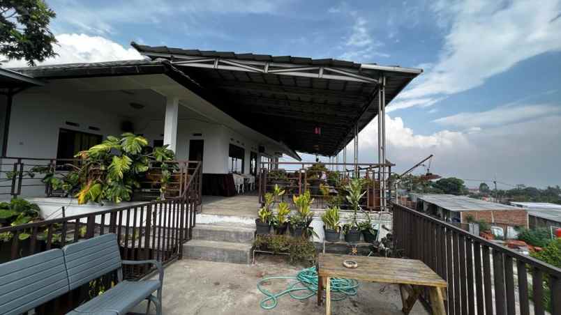 dijual rumah jl pamoyaman wetan no 15