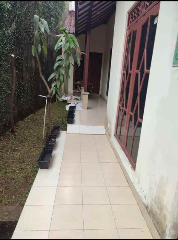 dijual rumah jl pangeran sogiri kel