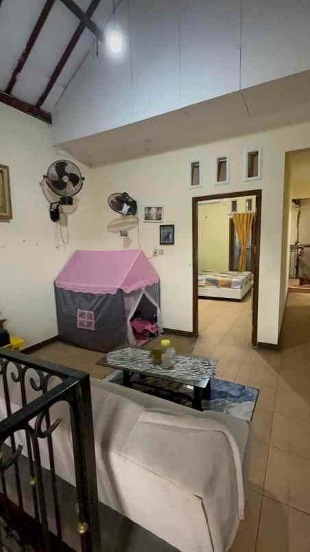 dijual rumah jl perum setu indah