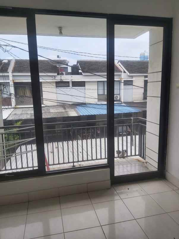 dijual rumah jl raya grand duta tangerang