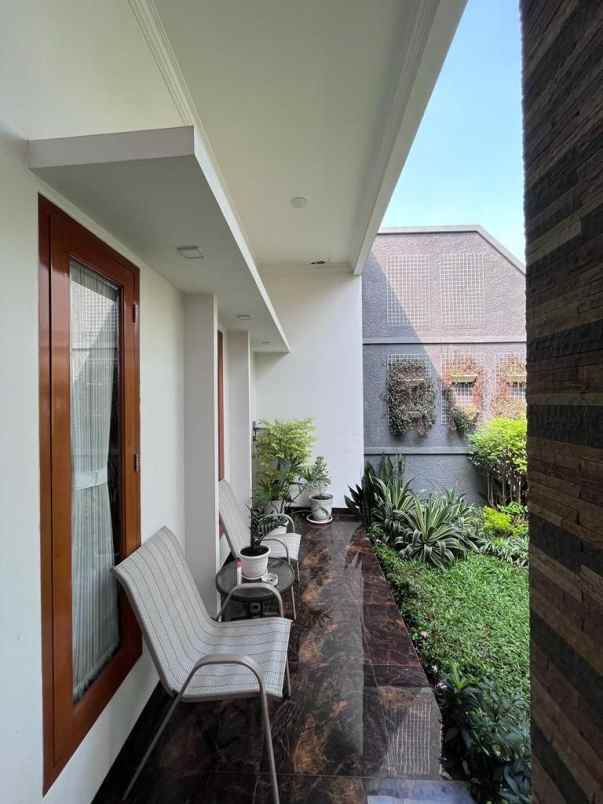 dijual rumah jl raya penggilingan