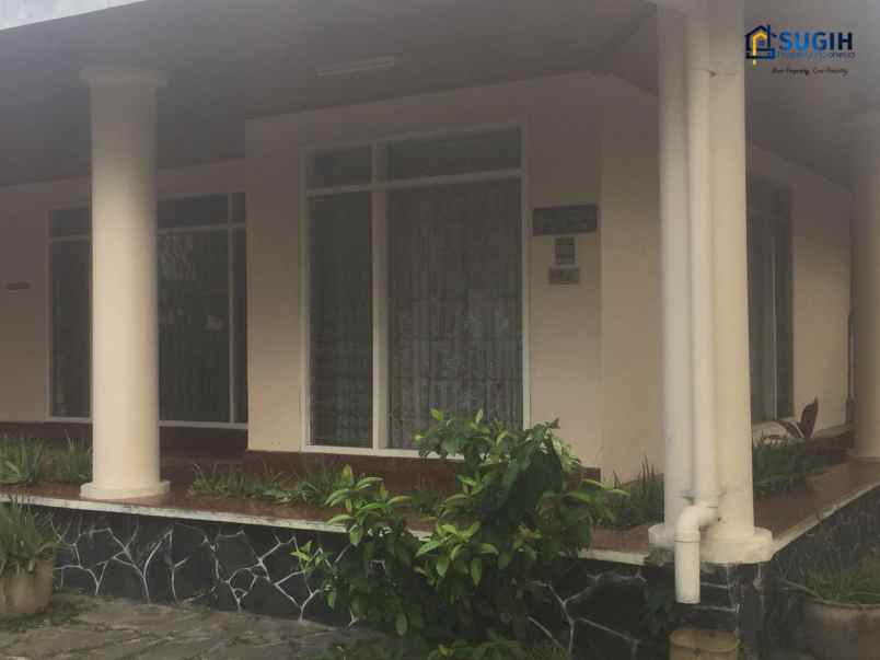 dijual rumah jl re martadinata riau bandung