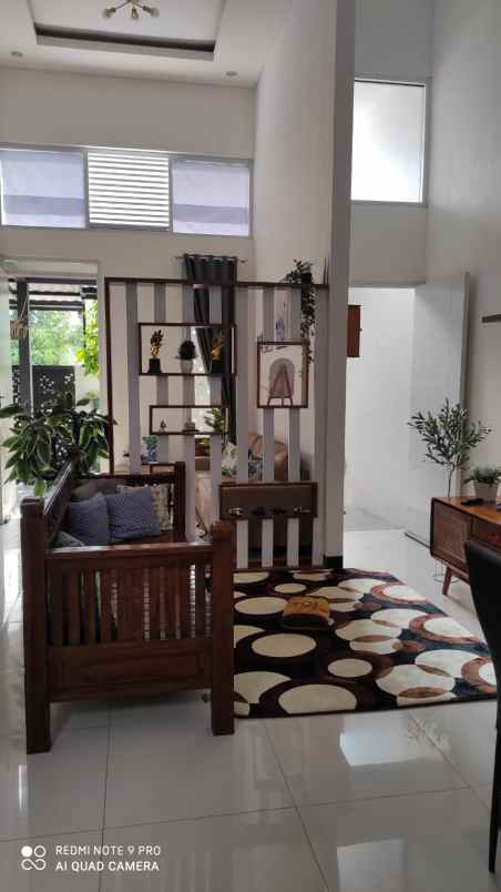 dijual rumah jl sam ratulangi