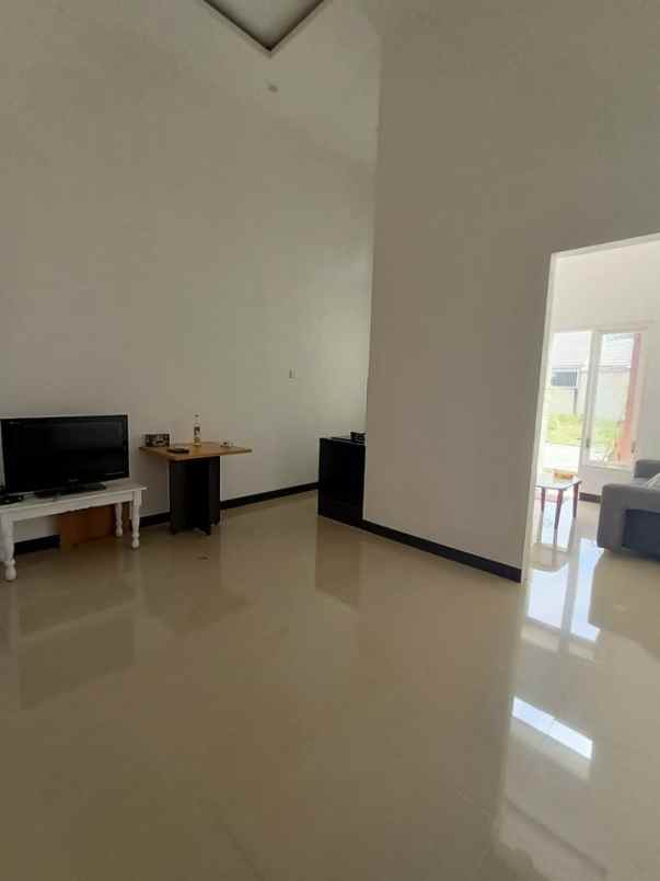 dijual rumah jl sam ratulangi klitik