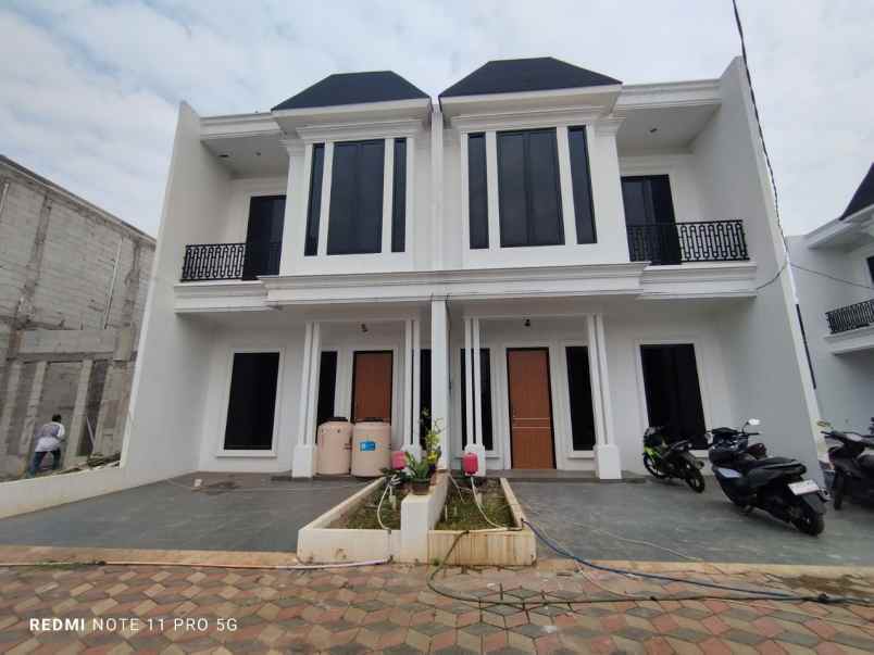 dijual rumah jl sawah lama ciputat