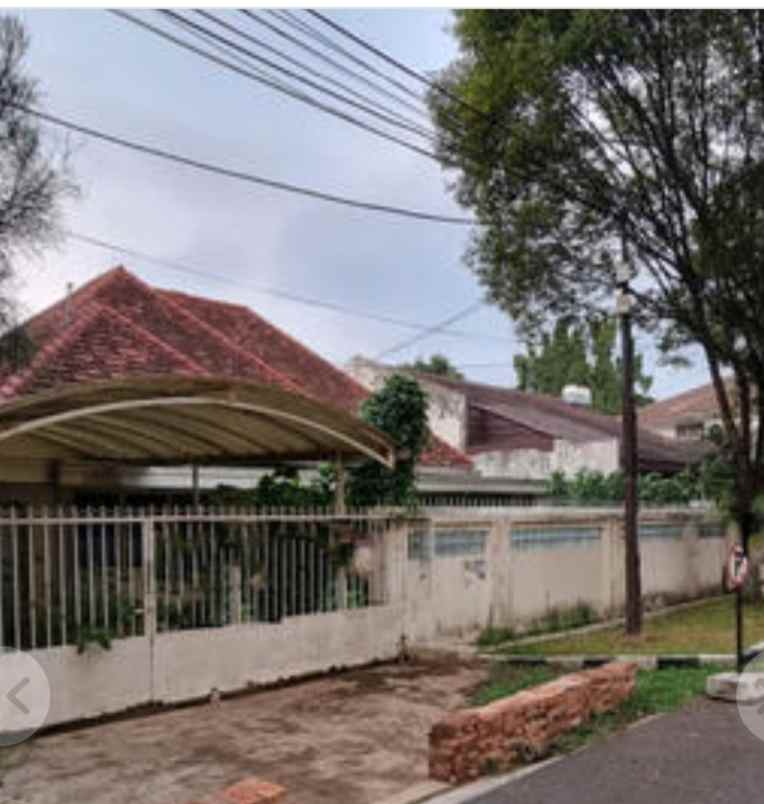 dijual rumah jl senjaya