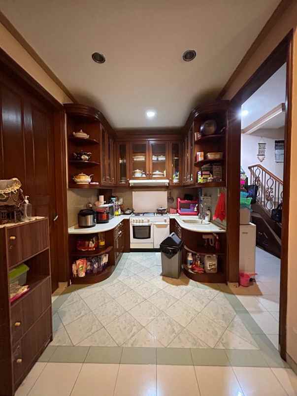 dijual rumah jl taman agave galaxy