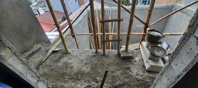 dijual rumah jl tirta kencana iii 288