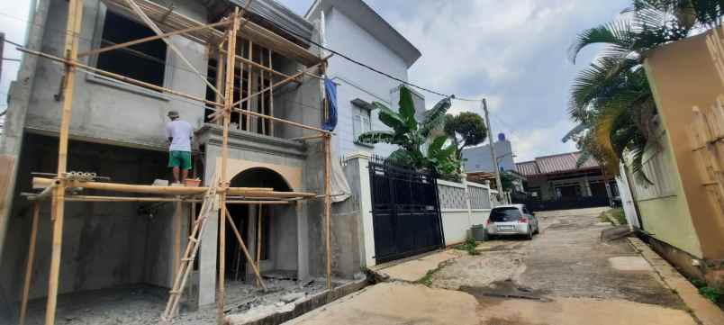 dijual rumah jl tirta kencana iii 288