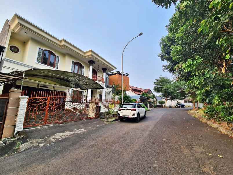 dijual rumah jl veteran bintaro jakarta