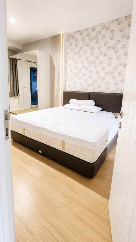 dijual rumah jl western boulevard no 37